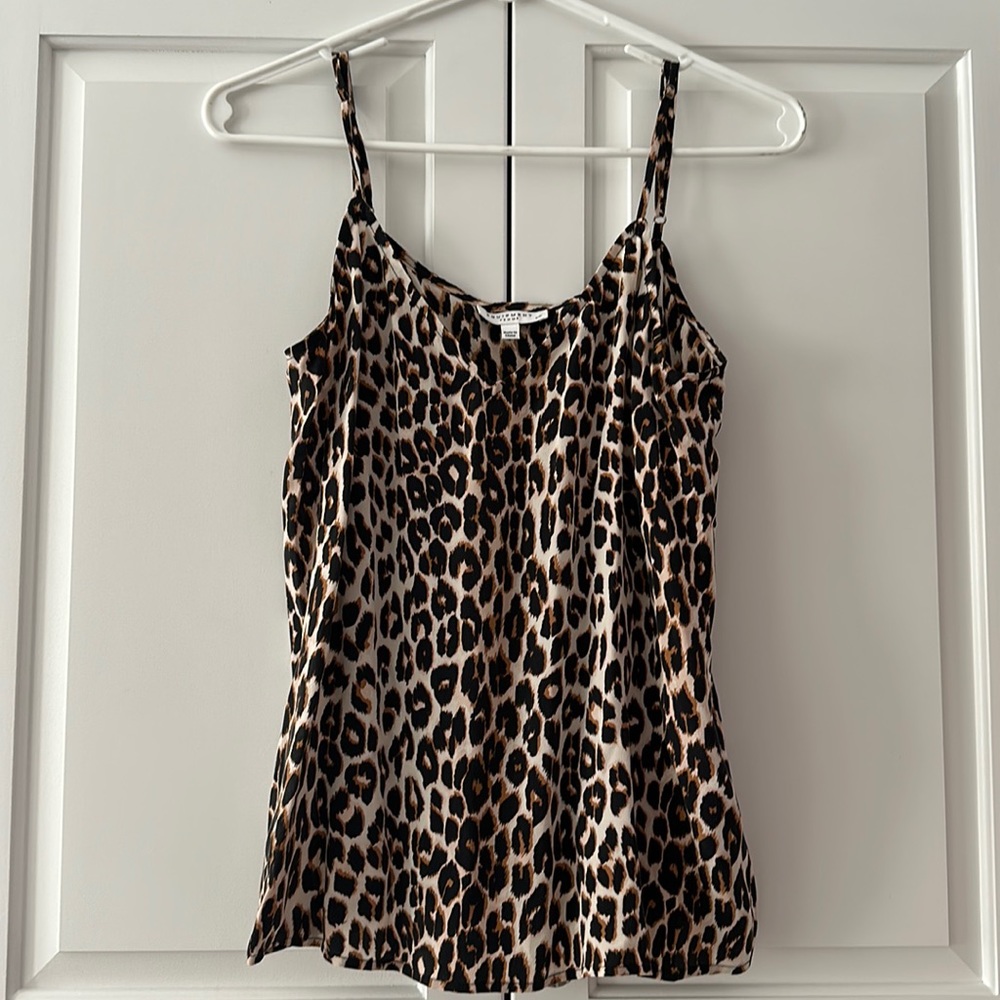 Equipment Femme leopard shirt small in excellent condition